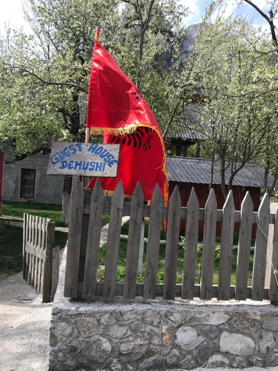 Guesthouse Demushi Valbone Dış mekan fotoğraf
